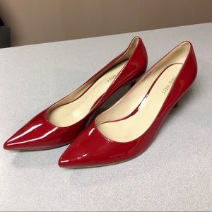 Nine West women upper leather sz 10 red 3” pumps